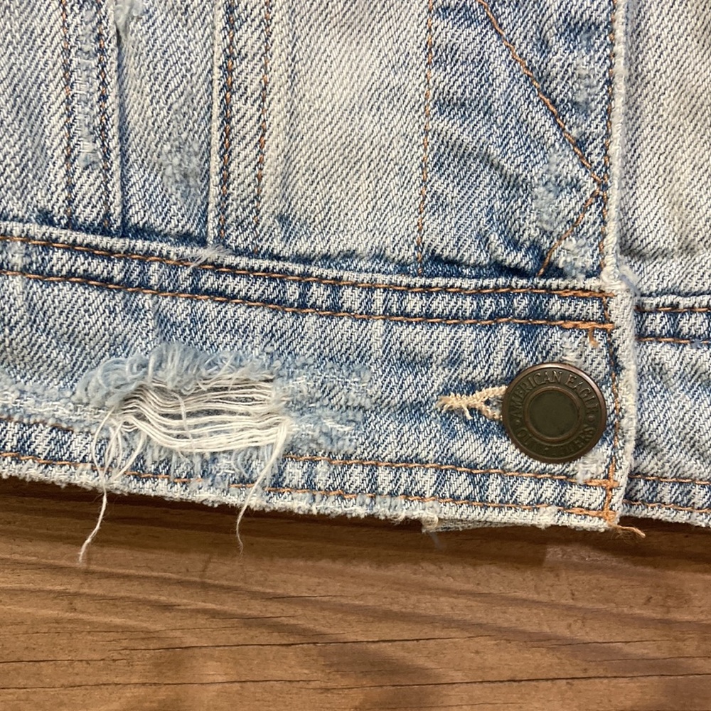AE Denim Vest - Picture 5 of 9